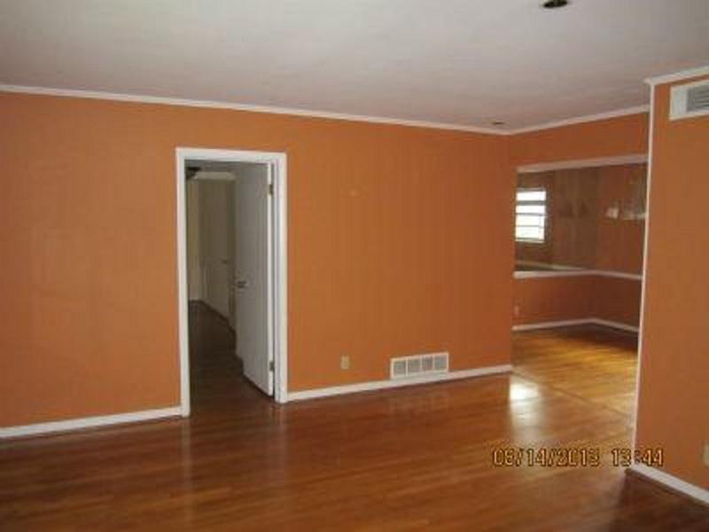 Unit E4 - 3660 Peachtree Road Ne