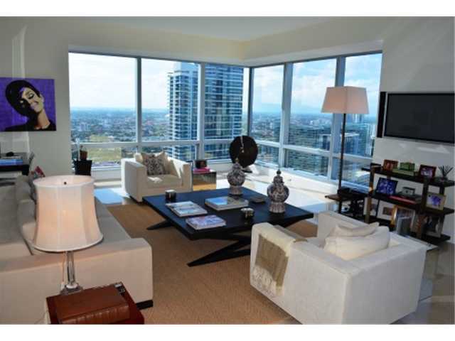 1425 BRICKELL AV # 45C