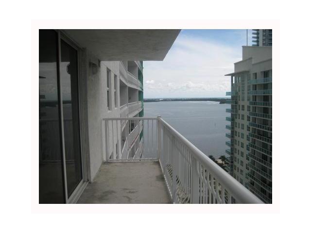 1200 BRICKELL BAY DR # 2423