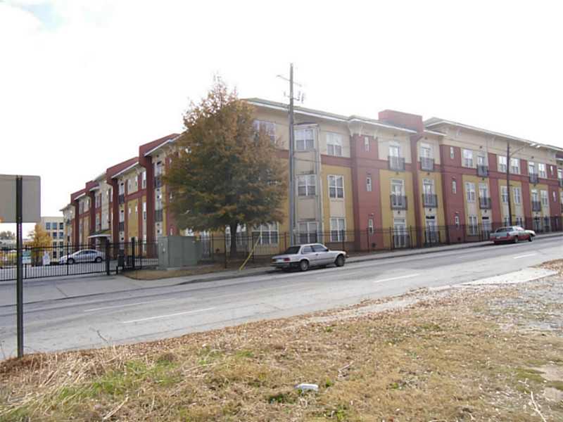 Unit 225 - 502 Pryor Street Sw