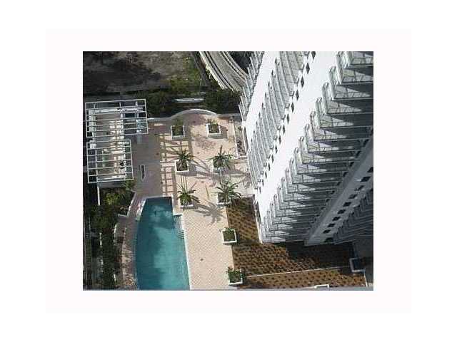 1060 BRICKELL AV # 1911