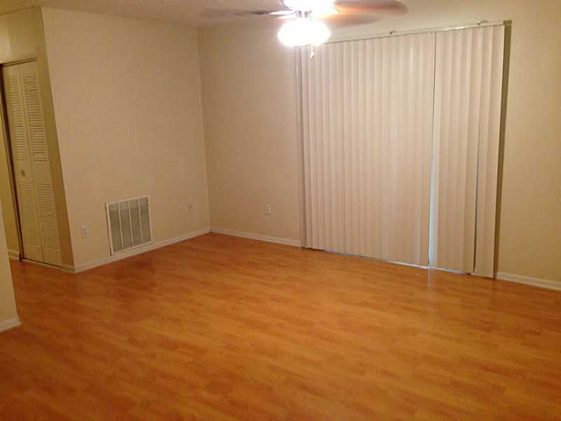 Unit B - 3609 Woodbriar Circle