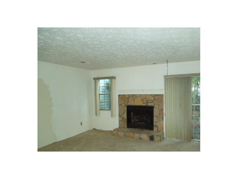 Unit 305 - 305 Pine Tree Trail