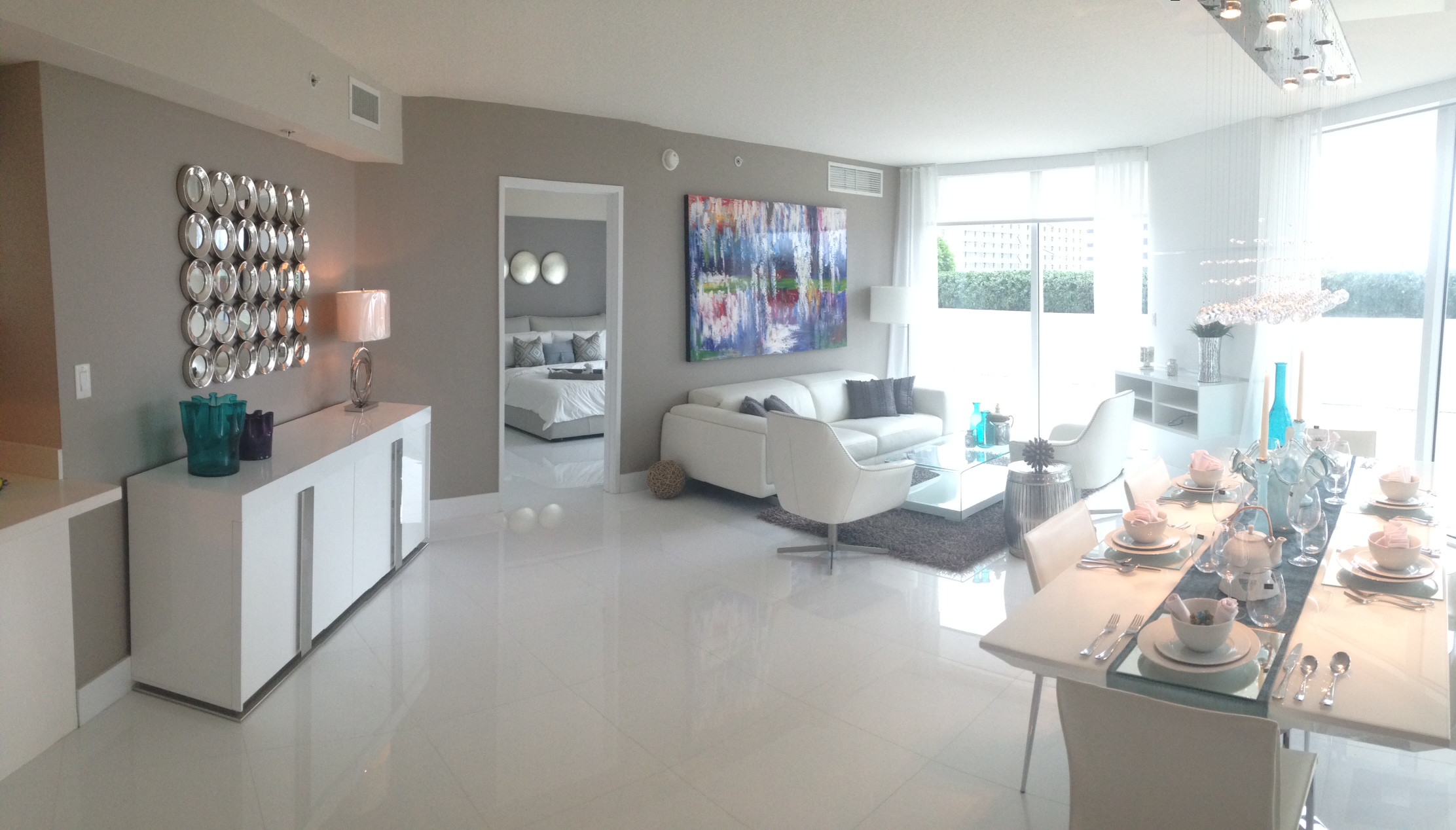 330 Sunny Isles Bulevard