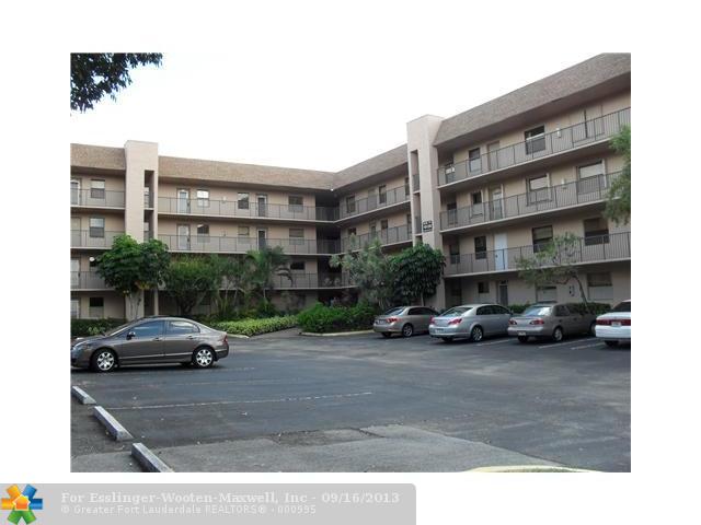 10120 SUNRISE LAKES BL # 101