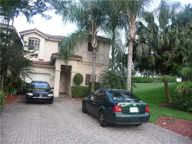 6641 NW 107 CT # 6641