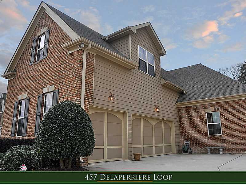 457 Delaperriere Loop