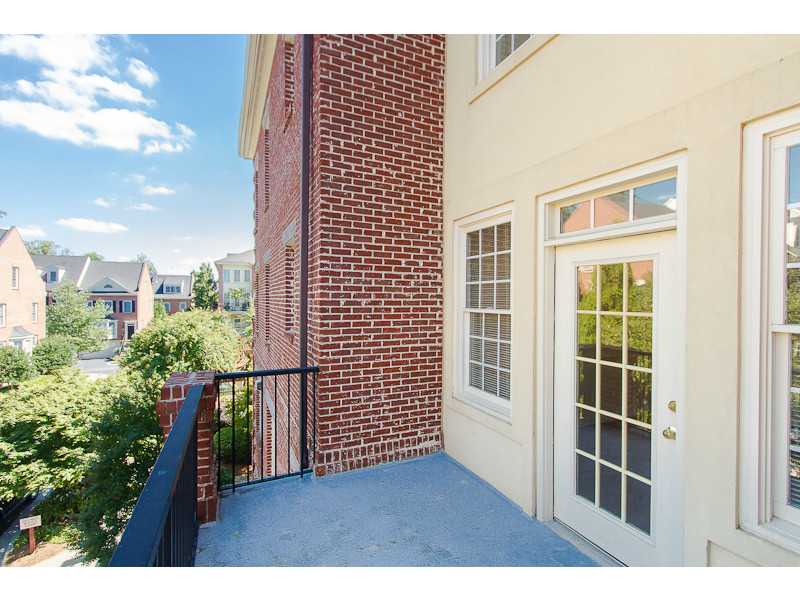 Unit 302 - 1735 Peachtree Street Ne