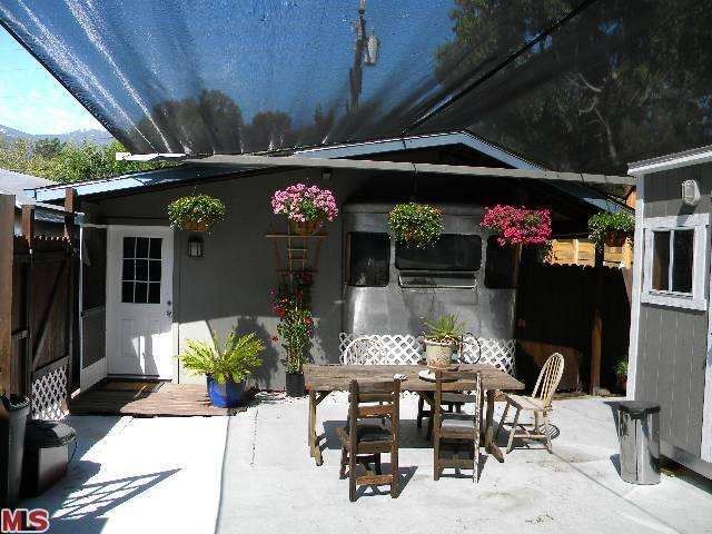 272 N Topanga Canyon