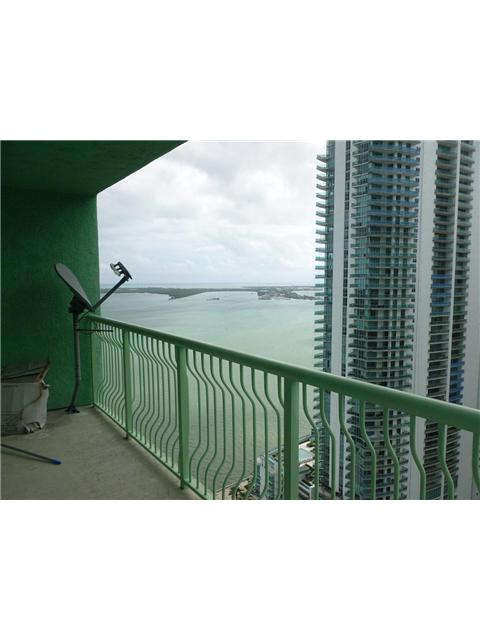 1200 BRICKELL BAY DR # 3605