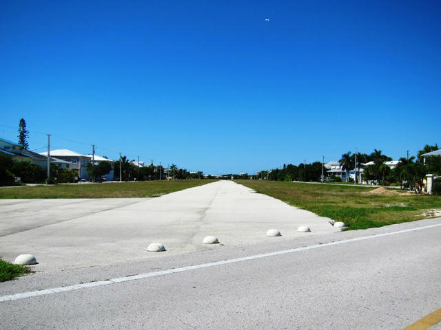 86 S Airport Drive