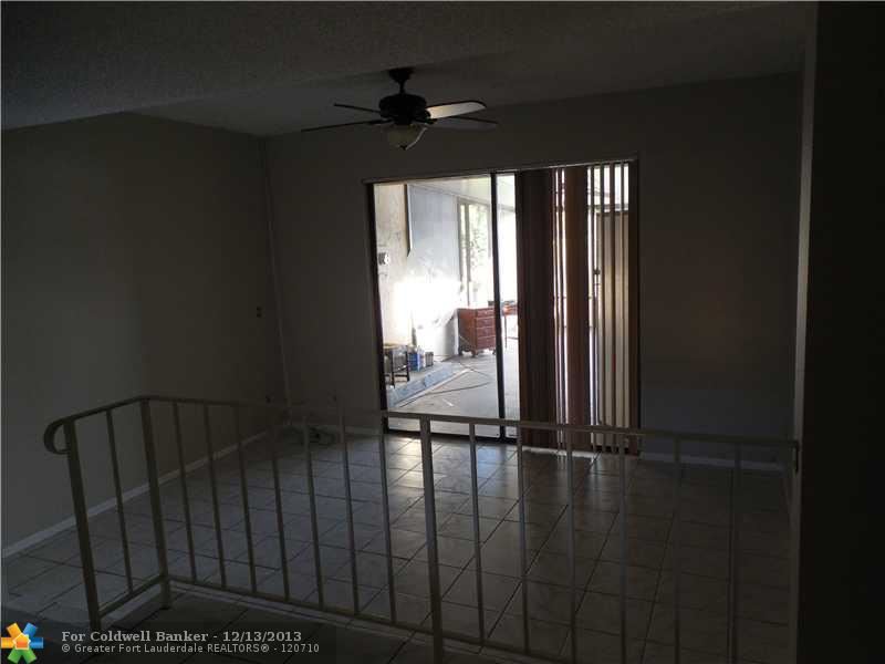 8922 Palm Tree Ln, Unit #8922