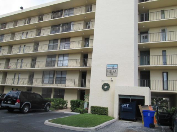 21 Royal Palm Way Unit 403