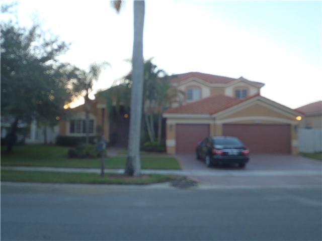 3900 SW 145TH TE