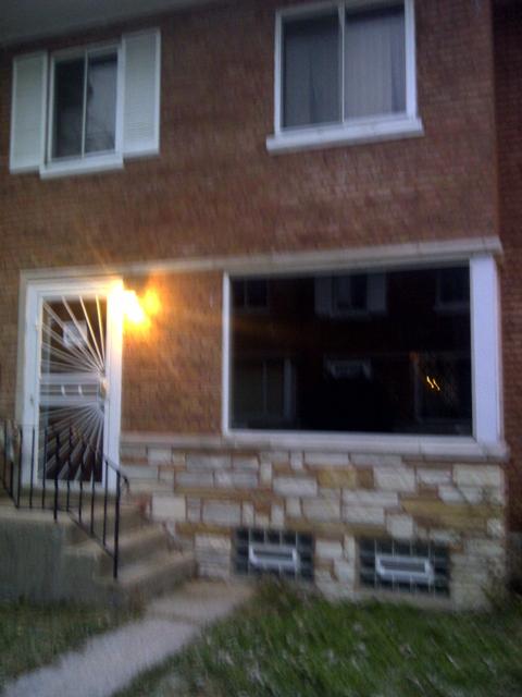 8334 S Ingleside