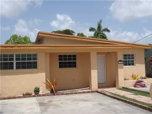 3720 SW 87 CT