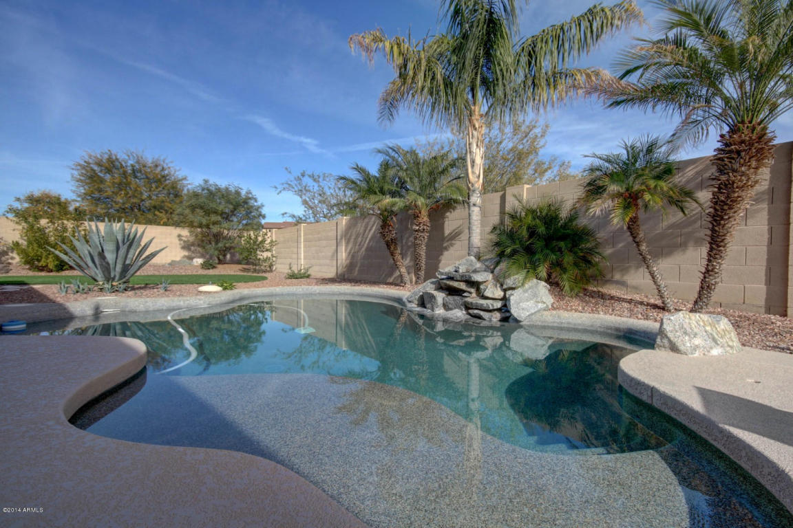 2057 N VISTA DEL SOL --