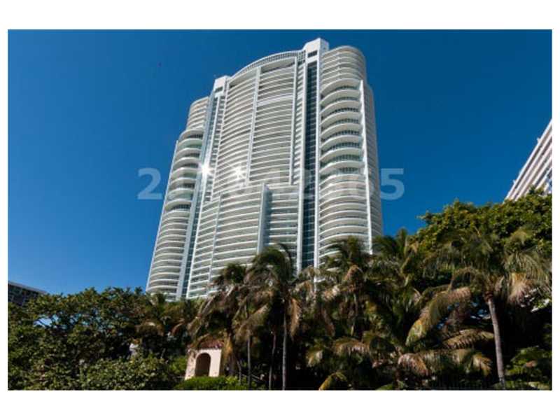 1643 BRICKELL AV # 2304