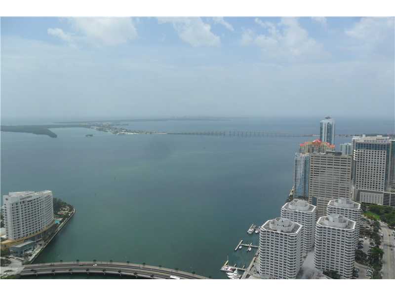 495 BRICKELL AV # 5607