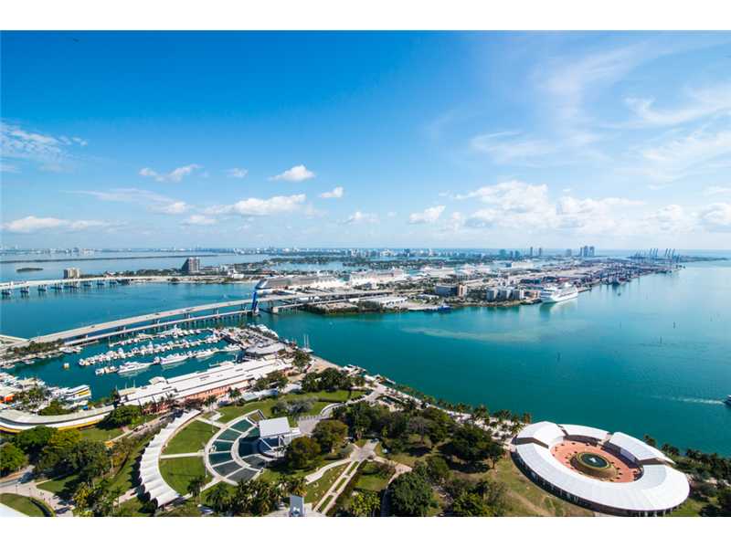 50 BISCAYNE BL # 4706