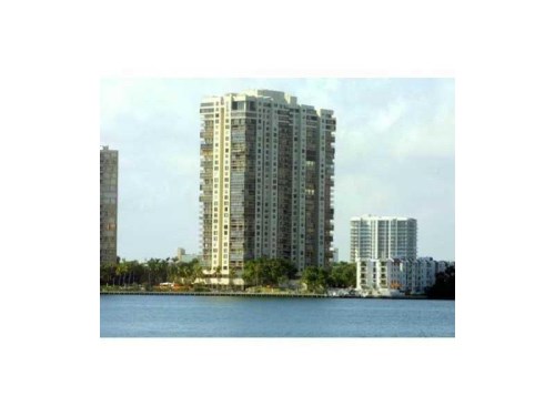 2333 BRICKELL AV # 1504