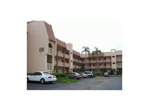 9300 SUNRISE LAKES BL # 207