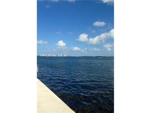 2451 BRICKELL AV # 19M