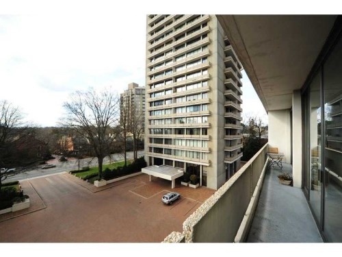 Unit 8f - 2575 Peachtree Road Ne