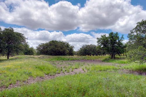 617 acres - Kerr Co. - Midway Road