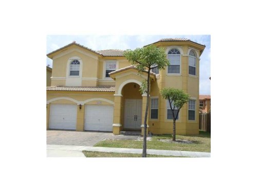 8224 NW 115 CT