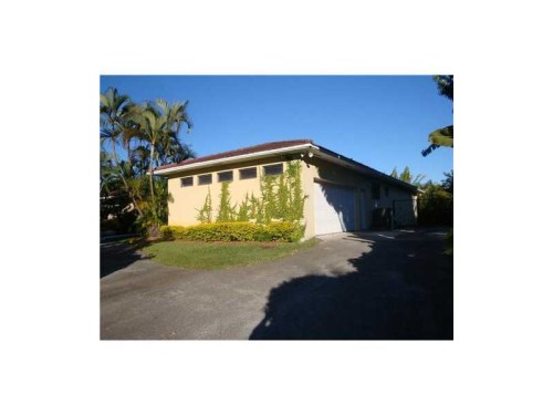 13305 SW 58 CT