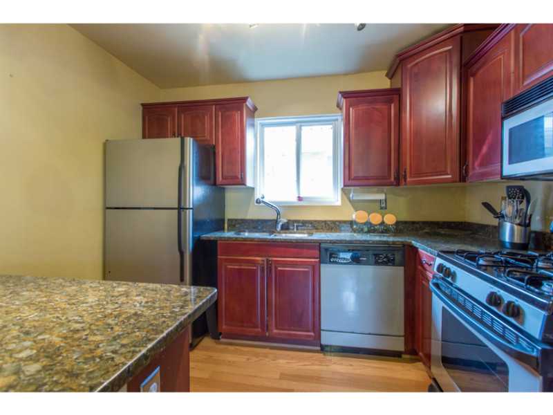 Unit 7 - 827 Durant Place Ne