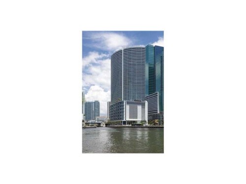 200 BISCAYNE BLVD WY # 3913