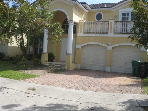 6721 SW 162 CT