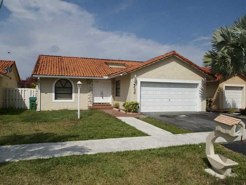 5730 SW 154 CT