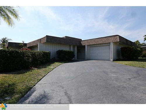 5706 S TRAVELERS PALM LN