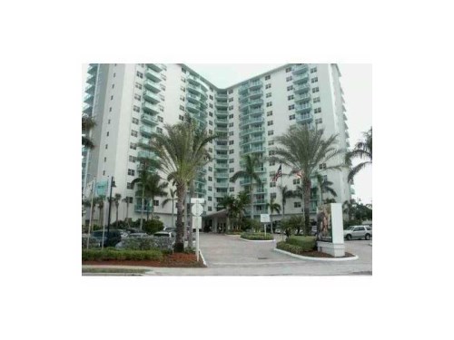 3901 S OCEAN DR. # 3C