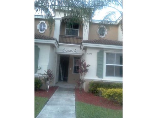 4279 NE 10 CT # 4279