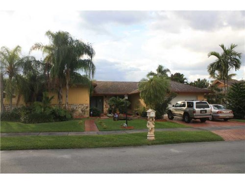 9608 SW 118 CT