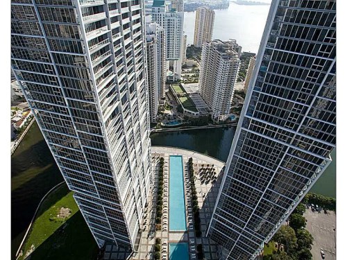 495 BRICKELL AV # 2207