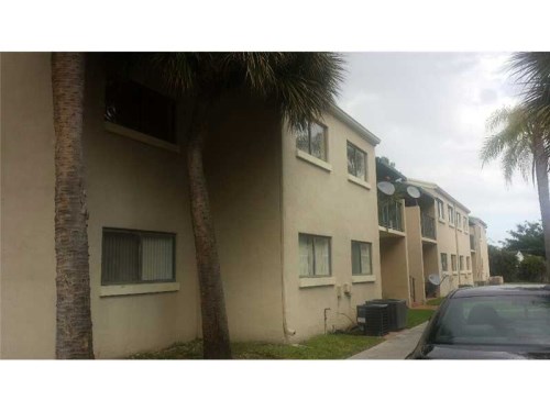 7415 SW 152 AV # 7-207