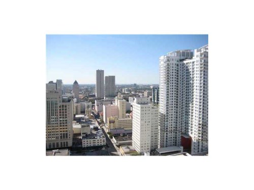 50 BISCAYNE BL # 3005