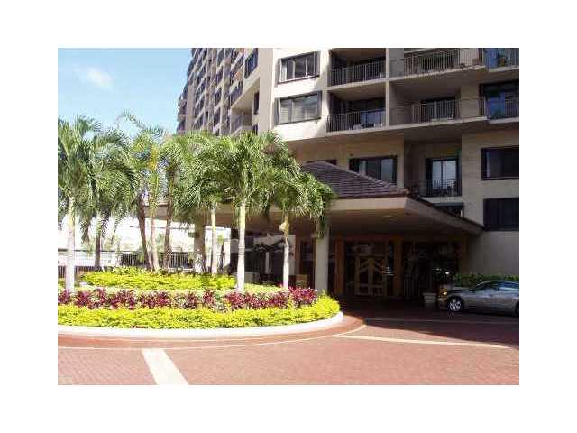 540 BRICKELL KEY DR # 900