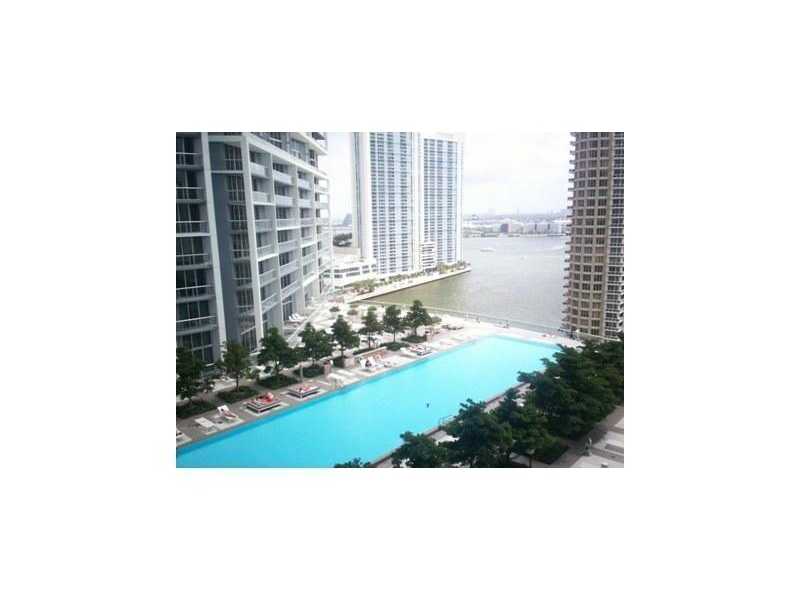 495 BRICKELL AV # 3008