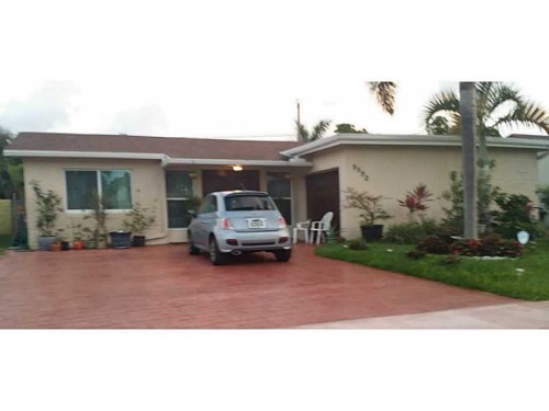 9590 NW 24 CT