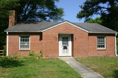 2528 Chapel Hill R