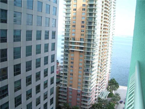 1200 BRICKELL BAY DR # 2316