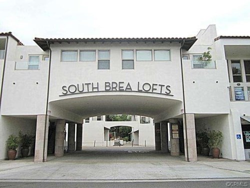 544 South Brea Boulevard