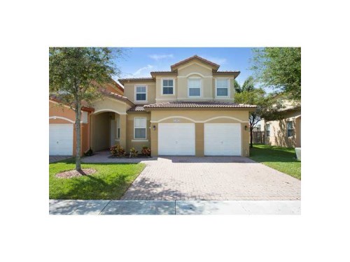 8533 NW 114 CT