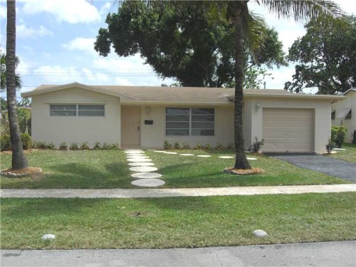 7140 NW 24 CT